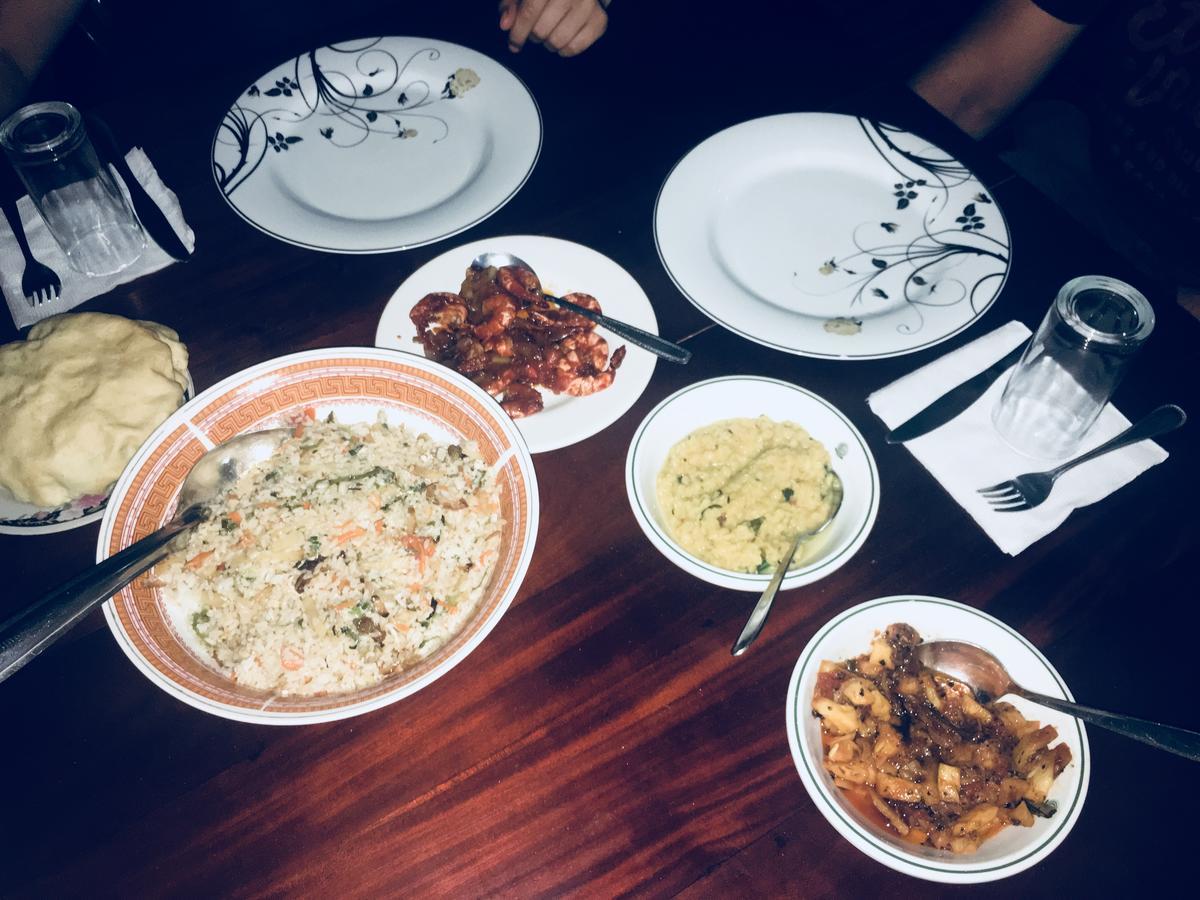 New Land Guest House 바티칼로아 외부 사진